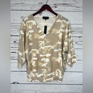 Premise Beige and White Camouflage V-Neck Sweater